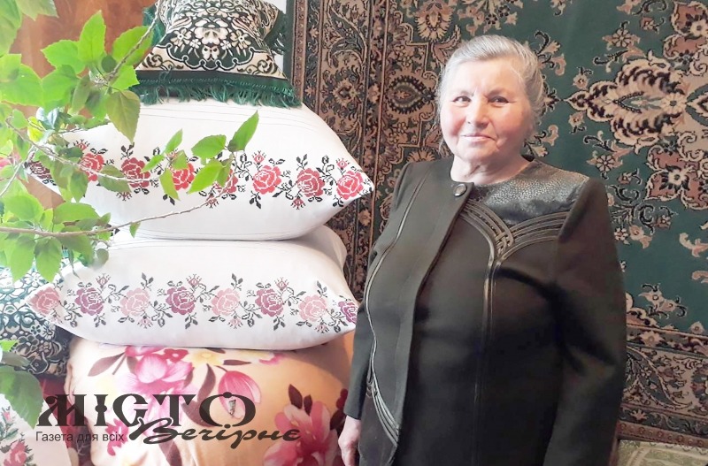 Коли «переносили» хату з Оранів у Заріччя, зазнали нервового потрясіння 