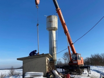 На водонапірних вежах Володимирщини комунальники проводили ремонтні роботи 