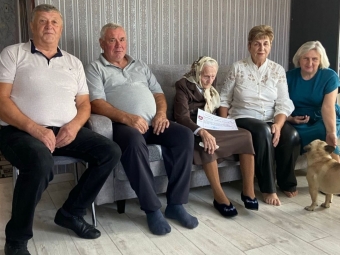 З поважним ювілеєм привітали мешканку села Заріччя Любов Давидюк 