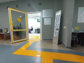 У Локачах у новому приміщенні урочисто відкрили Центр надання соціальних послуг та управління Пенсійного фонду 