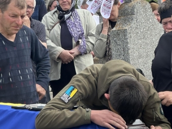 В Устилузі попрощалися із захисником України Андрієм Вересом 