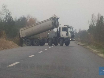 Попереджають про затори і небезпеку на дорогах біля Володимира 