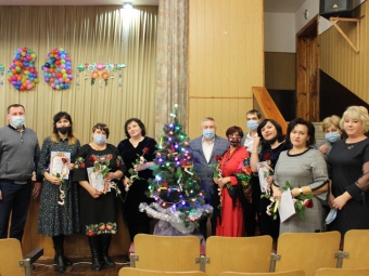 До 80-річчя Володимир-Волинської школи №3-ліцей привітали і нагородили педагогів 