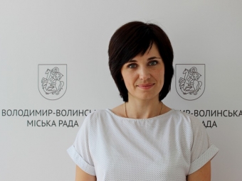 У Володимирі конкурсна комісія рекомендує на посаду головного спеціаліста відділу економічного розвитку, проєктної діяльності та інвестицій виконавчого комітету міської ради Оксану Виваль - новини Володимир-Водинського У Володимирі конкурсна комісія рекомендує на посаду головного спеціаліста відділу економічного розвитку, проєктної діяльності та інвестицій виконавчого комітету міської ради Оксану Виваль