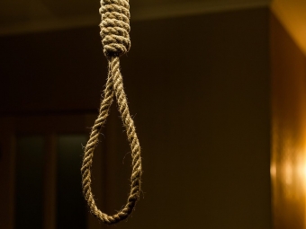 У Нововолинську в підвалі житлового будинку знайшли повішеним чоловіка 