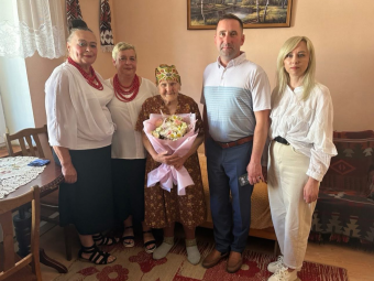 У Зимнівській громаді привітали мешканок із поважними ювілеями 