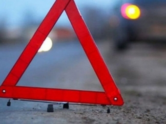 У Затурцях автомобіль на смерть збив жінку, що переходила дорогу у невстановленому місці 
