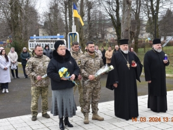 В Іваничах відбулися урочисті заходи до Дня українського добровольця 