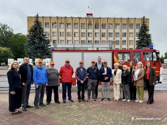 Нововолинськ отримав пожежний автомобіль від німецьких партнерів 
