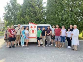 Мешканці Нововолинська продовжують здавати кров для військових 