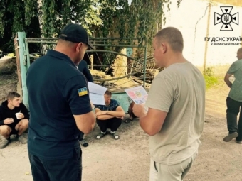 Фахівці ДСНС проводять інструктажі з працівниками сільськогосподарських підприємств 
