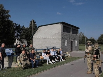 У Затурцях інструктори проводили навчання до національного супротиву 