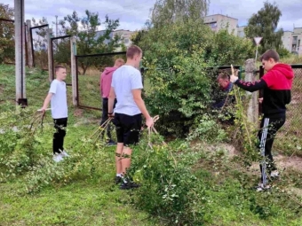 Заклади освіти Нововолинської громади взяли участь у Всесвітньому дні прибирання 