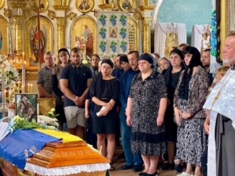 У Нововолинську попрощалися із загиблим військовим Миколою Бойчуном 
