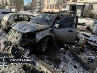 Теракт у Києві: на Оболоні через вибух автівки постраждав військовий 