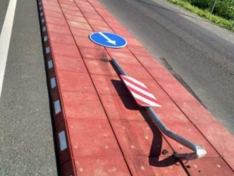 На в'їзді до Володимира зі сторони Устилуга збили нещодавно встановлений знак 