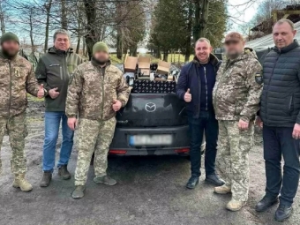 Павлівська громада придбала для військових квадрокоптери, радіостанції, генератори та протиланцентні сітки для дронів 