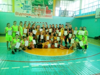 Володимирчанки посіли друге місце на спортивних іграх школярів Волині з баскетболу серед дівчат 