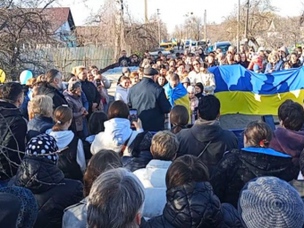 Батько сімох дітей і дідусь восьми онуків: у рідне село на Волині повернувся звільнений з полону захисник - новини Володимир-Водинського Батько сімох дітей і дідусь восьми онуків: у рідне село на Волині повернувся звільнений з полону захисник