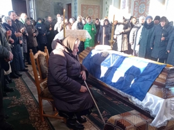 Іваничівська громада провела в останню дорогу Героя Руслана Кузьмича 