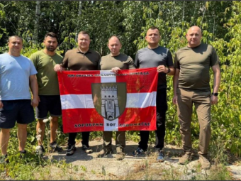 Нововолинськ підтримує фронт: передали швидкі, генератори й обладнання на Харківщину та Донеччину 