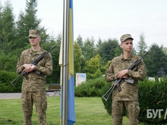 У Володимирській громаді підняли Державний стяг 