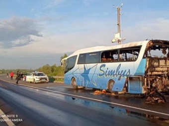 У Львівській області згорів рейсовий автобус 