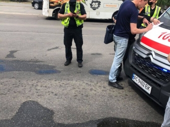 У Луцьку на «зебрі» збили чоловіка і двох дітей 