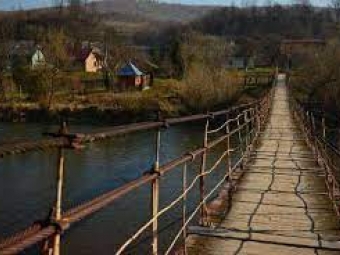 На заході України піднімається рівень води в річках є загроза зсувів ґрунту та селевих потоків 