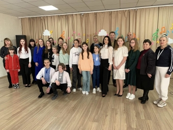 У Центрі позашкільної освіти міста Володимир відбувся півфінал дитячого вокального конкурсу - новини Володимир-Водинського У Центрі позашкільної освіти міста Володимир відбувся півфінал дитячого вокального конкурсу