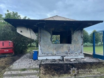 У Зимнівській громаді чоловік підпалив панельну прохідну в одній з будівель 