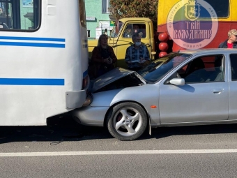 У Володимирі зіткнулись дві автівки 