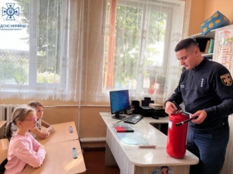 У Володимирській громаді рятувальники навчали дітей правил безпеки життєдіяльності 