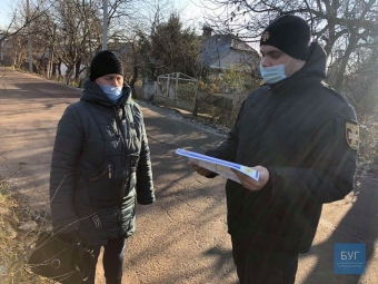 У Володимирі рятувальники нагадали мешканцям вулиці, на якій горів будинок, правила пожежної безпеки - новини Володимир-Водинського У Володимирі рятувальники нагадали мешканцям вулиці, на якій горів будинок, правила пожежної безпеки