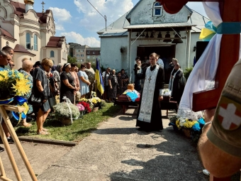 Нововолинська громада прощалася із Героєм Михайлом Левчуком 