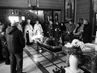 У Володимирській громаді провели в останню дорогу Захисника Валерія Щетіна 