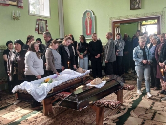 У Павлівській громаді поховали захисника Володимира Головашова, який помер від важкої хвороби 