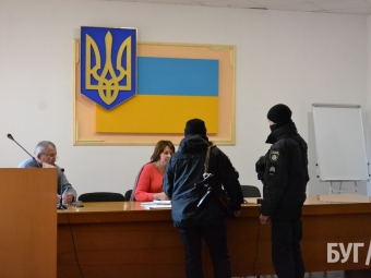 На засідання земельної комісії селищної ради викликали поліцію 