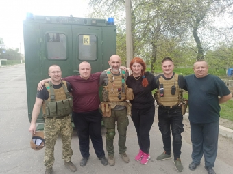 Волонтери доставили допомогу бійцям Литовезької громади на передову 