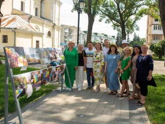 Фотовиставку « Дні світла» презентували у Володимирському історичному музеї 