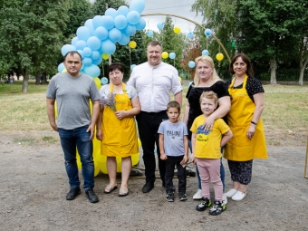 У Нововолинську відбувся благодійний ярмарок на підтримку Збройних сил України 