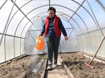аготівля ґрунтосуміші для теплиць і парників та підготовка інвентарю на зиму 