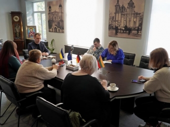 Допомога військовим формуванням та планові весняні роботи: основний акцент брифінгу міського голови з представниками ЗМІ 