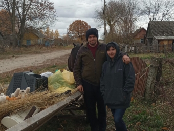 У Кисилині провели благодійну акцію: розвезли побутову техніку, одяг та продуктові набори 