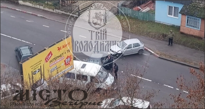 У Володимирі трапилась аварія на Луцькій, є постраждалі 