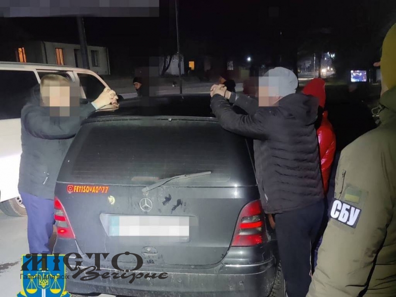 До 3500 доларів США за виїзд ухилянта за кордон: на Волині судять членів організованої групи 