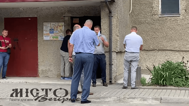 Відтяв дружині голову у спальні: подробиці подвійного вбивства на Волині 