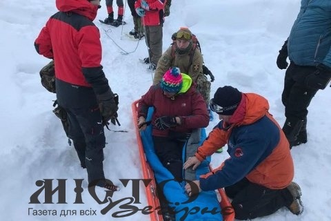 На Закарпатті рятувальники другий день поспіль шукають зниклого туриста 