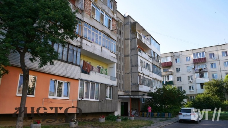 Мешканці багатоповерхівки у Володимирі вимагають позбавити їх небезпечного сусідства 