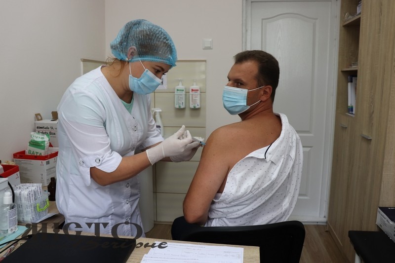 Міський голова Володимира Ігор Пальонка вакцинувався від COVID-19 